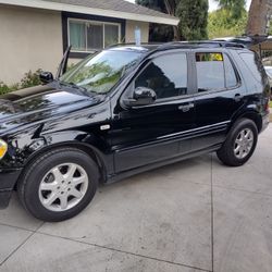 2000 Mercedes-Benz M-Class