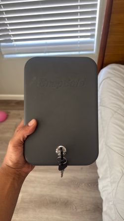 Firearm lockbox (tsa approved only used once)