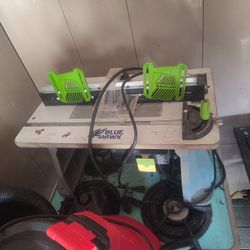 Blue Hawk 11 Amps Adjustable Router Table