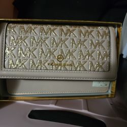 Michael Kors Crossbody
