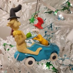 Hallmark Keepsake Ornament Dr. Seuss Green Eggs and Ham, 2002