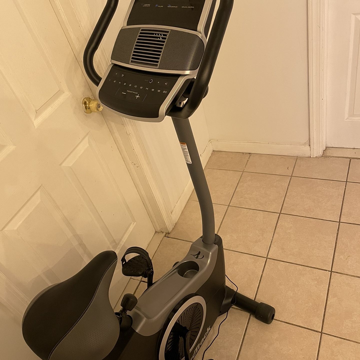NordicTrack GX 2.7 U Exercise Bike for Sale in Yonkers NY OfferUp