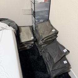 4 Large Dark Oat 1 Light Oat Small $130 Today Only!