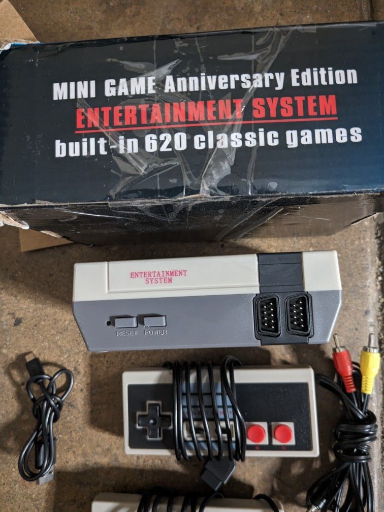 Nintendo Min With 600+ Games 