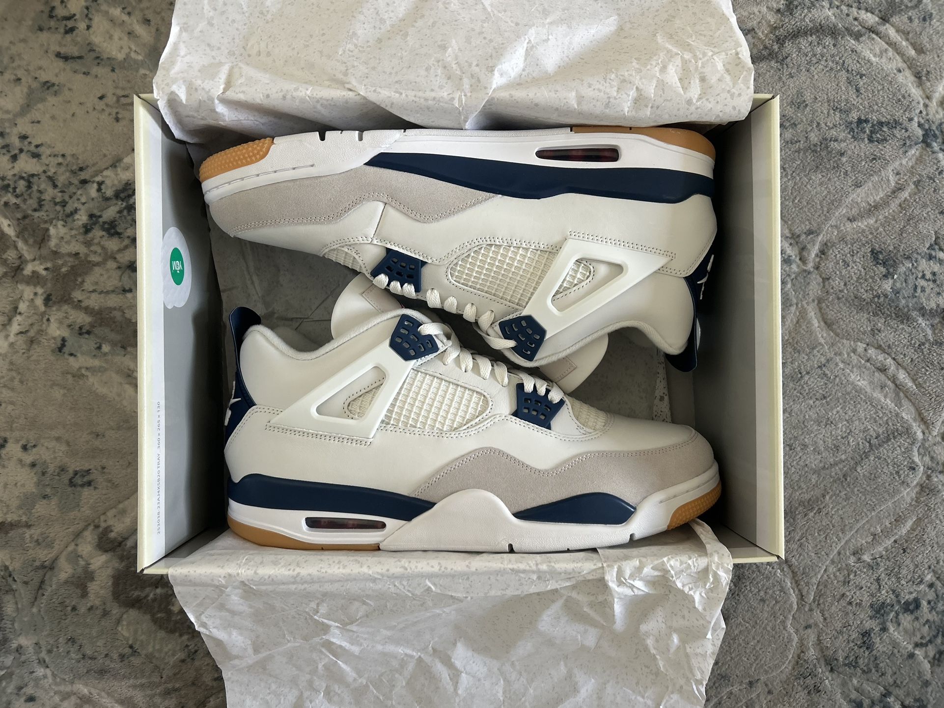 Jordan 4 SB Navy
