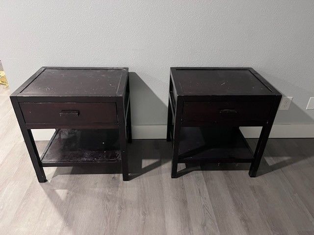 2 Wood Side Tables