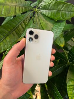 iPhone 11 Pro - Unlocked - 64GB