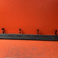 2020 - 2025 GMC SIERRA LEFT DRIVER SIDE RUNNING BOARD SIDE STEP OEM (contact info removed)9