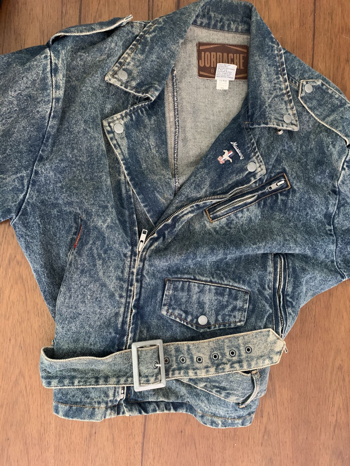 1980’s Jordache denim jacket