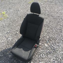 OEM 2016-2018  Honda HRV Seat For Front Right Passengers Side