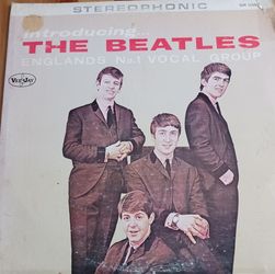 Introducing THE BEATLES VEE JAY $25 0B0