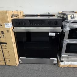 Samsung  Stove Bespoke Air Fry Oven 