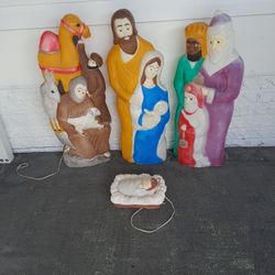 Christmas Lawn Ornaments 