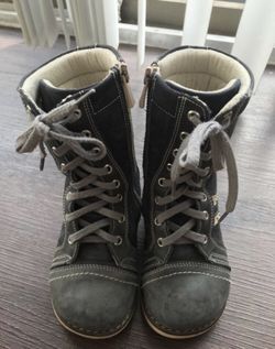 Boys toddler boots, leather, orthopedic , 9us