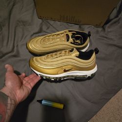 Nike Air Max 97 OG Metallic Gold 2023