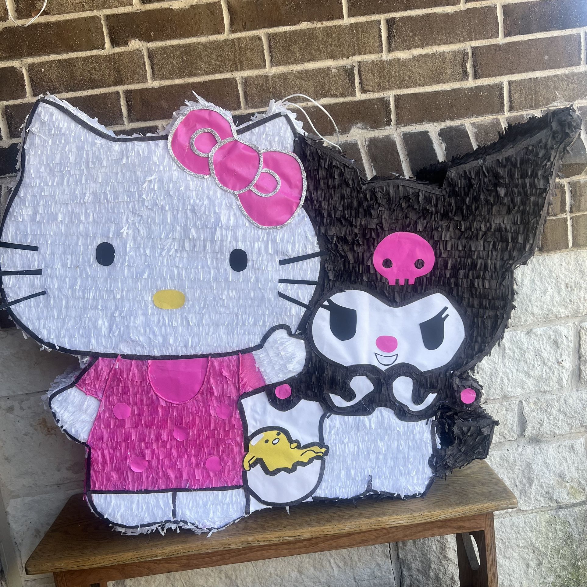 Hello Kitty And Kuromi 
