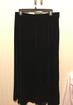 New Christopher & banks dressy maxi skirt size m medium