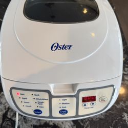 Oster Bread Maker – 2 lb Capacity, 8 Settings, Works Great