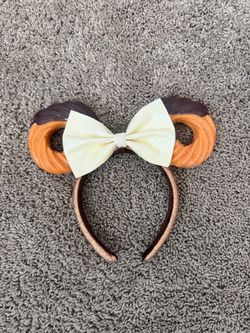 Disney churro Minnie ears