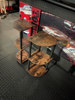 Corner tables