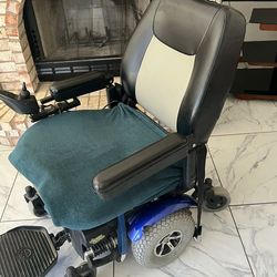 Merits electric wheelchair