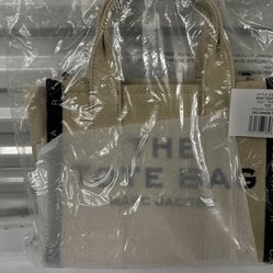 Marc Jacob’s The Tote Bag 