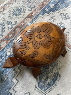 Wooden turtle box