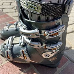 Head Ski Boots -Men's size 29.5. 
