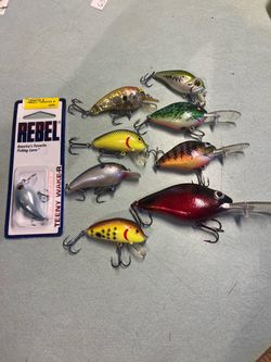 Lot of bass fishing diving lures