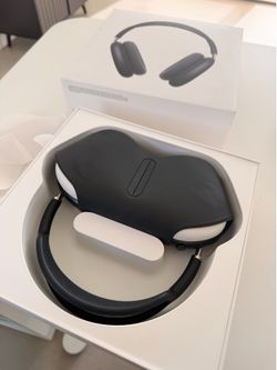 Apple AirPods Max 2nd Generation USB-C, Midnight Black
