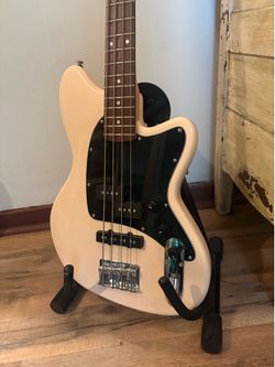 Ibanez Talman TMB30 Short-Scale Bass Guitar