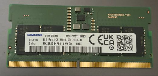 2 Samsung DDR5 8GB 5600 SO-DIMMS