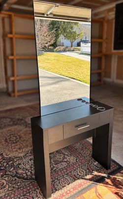 Black Salon Styling Station with Mirror
