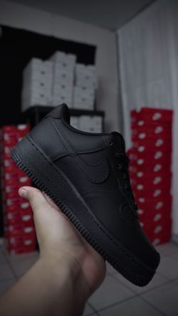 Nike Air Force 1