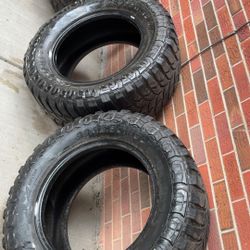 33x12.5r18 