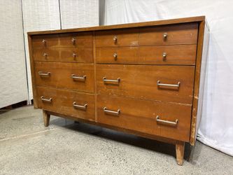Vintage Mid-Century Modern Six Drawer Dresser with Silver Hardware
