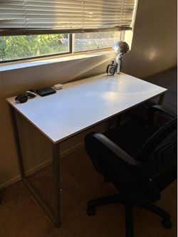 Desk & Chair