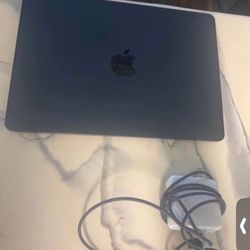 MacBook Air M2