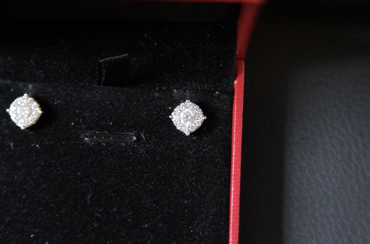 1.00 cw SI-1 Natrual Diamond Cluster Earrings