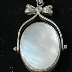 Vintage Double Sided Necklace With Black Onyx & Mother Of Pearl 