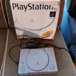 Playstation Console 1995