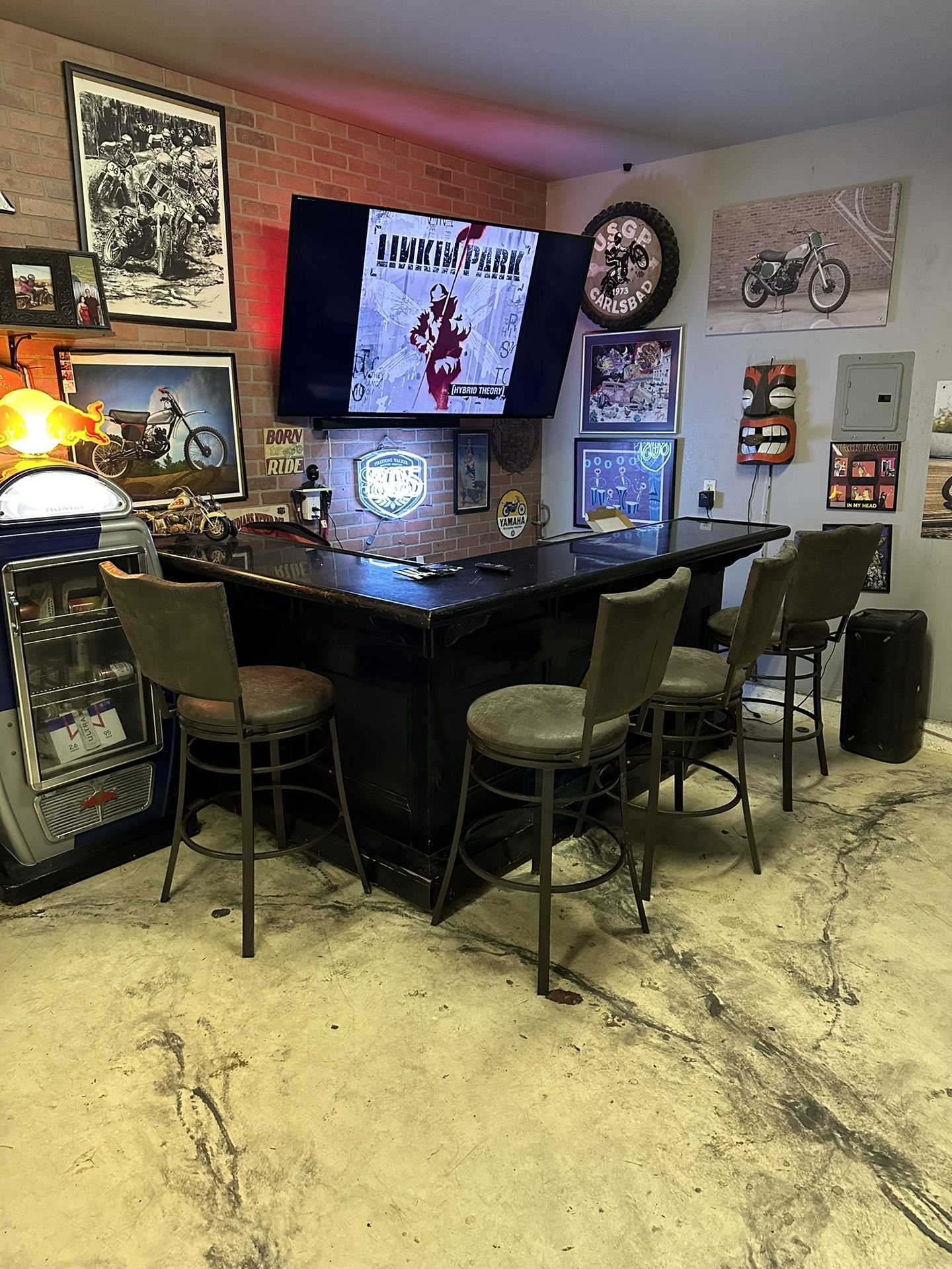 Garage Custom Built Bar