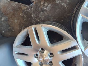 4 Original Chevy rims off of a 2014 Chevy impala limited