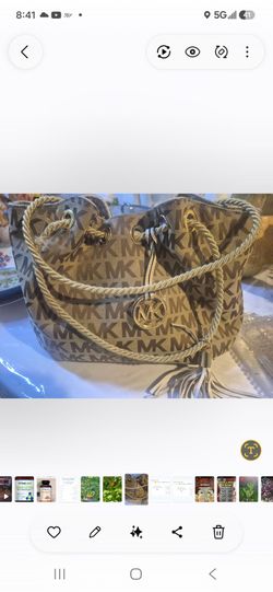 Michael Kors MK Signature Tote Bag