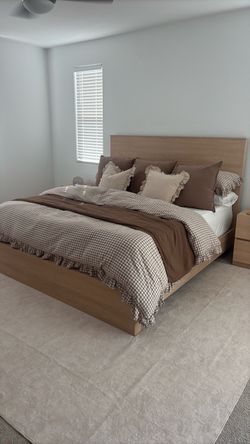 Bedroom set and TV