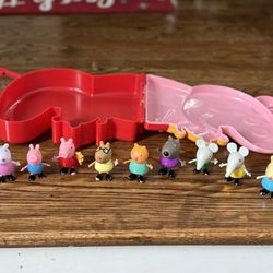 Peppa Pig Carry Case with 9 Action Figures
