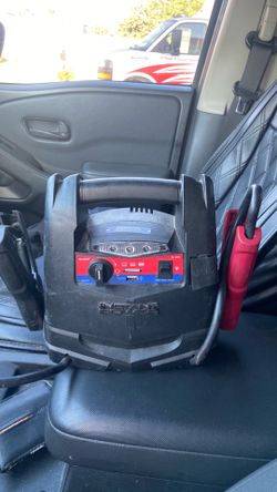 Instant power jumper cable box