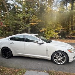 2010 Jaguar XF
