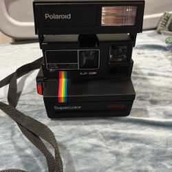 Polaroid Instant Camara 635 CL
