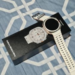 Galaxy Watch Ultra in White